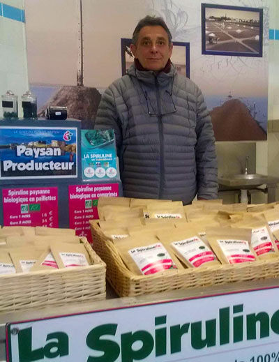 Acheter Spiruline Bio aux Halles de Noirmoutier en l'île et sur les marchés Vendée Bretagne