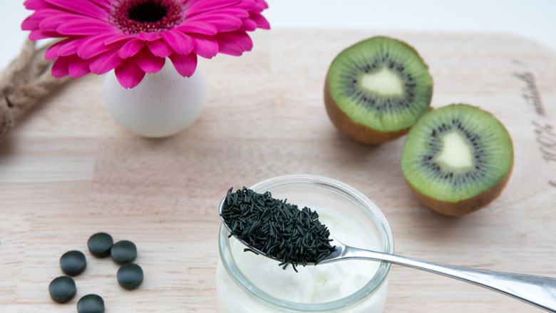 La spirulinerie produit et vend de la Spiruline Bio française. Produit artisanal de France, Bretagne et Vendée.